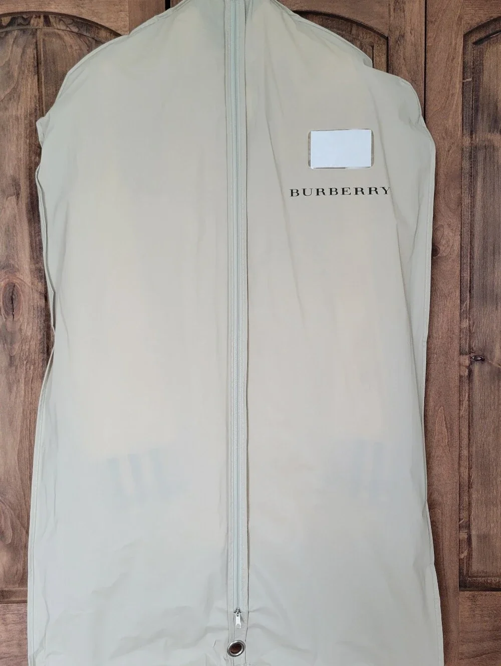 Burberry White Jacket with Signature Check Cuff Detail:2 - Picture 12 of 12